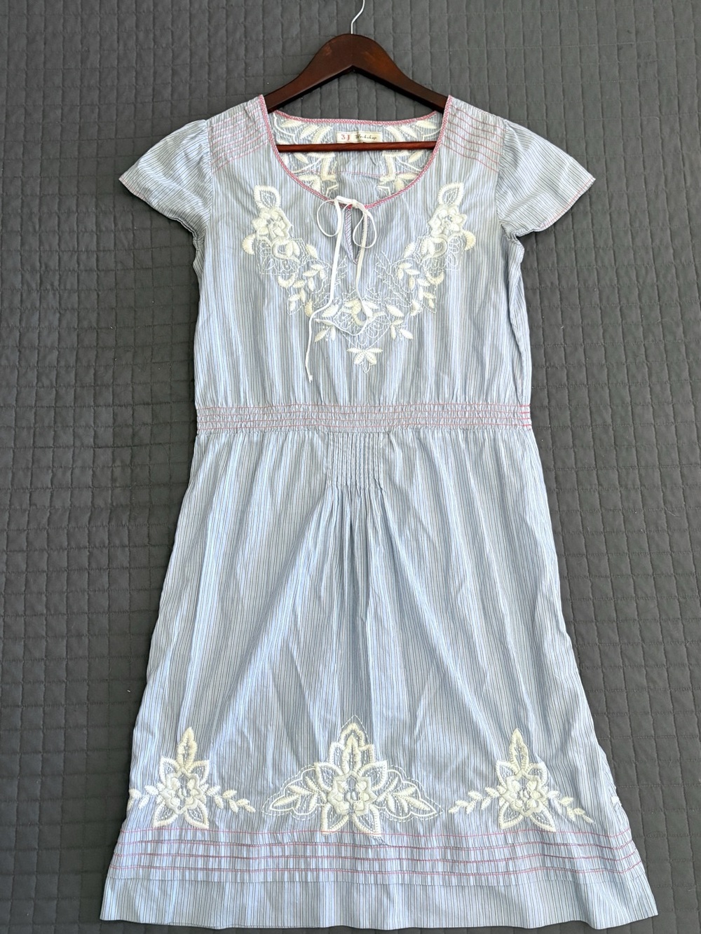 Vintage 3J Workshop (Johnny Was) Light Blue Pinstripe Dress w/ White Embroidery